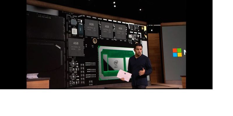 Stärkere Hardware: Das Surface Pro 4 kann nun mit 16 GB RAM und mit einer Terabyte-SSD bestellt werden. (Bild: Microsoft)
