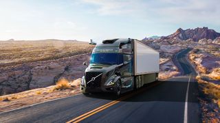 Volvo hat einen serienreifen, autonom fahrenden Lkw vorgestellt. (Bild: Volvo)