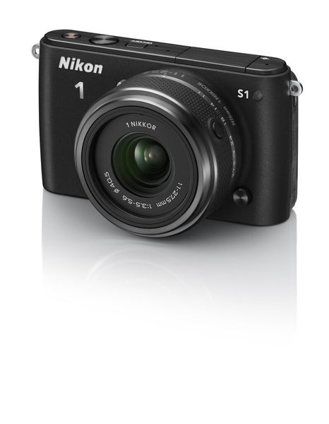 Ebenfalls 50 Euro bekommt der Käufer für eine Nikon 1 S1. (Bild: Nikon)