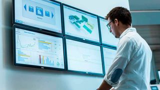 Mit der hochspezialisierten Logistiksoftware „KiSoft“ hat man alles im Blick. Die Software orchestriert die Warenflüsse im neuen Omnichannel-Fulfillment-Lager von SRG im australischen Melbourne. (Bild: Knapp)