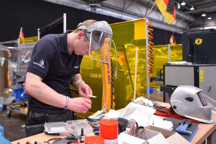... und Matthew Quinn aus Großbritannien. (Foto: World Skills Leipzig)
