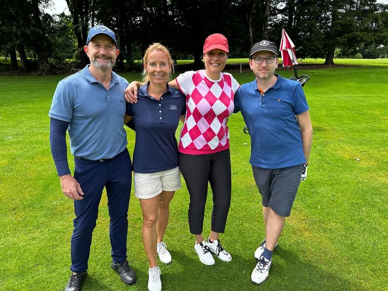 (v. l.) Michael Heppert (iiyama), Ina Scherk (xgolftravel), Beate Reckerziegel (TD Synnex) und Mathias Bauer (Computer Bauer). (Bild: Vogel IT-Medien GmbH)