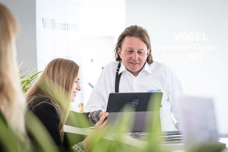 Steckverbinderkongress 2023 Tag 2: Kongress mit Trendthemen von PCF über DC-Steckverbinder, Hybridsteckverbinder, Qualifizierung, Single Pair Ethernet, Hands-on Workshops bis zu 3D-Druck und Konfektionierung. (Bild: Stefan Bausewein)