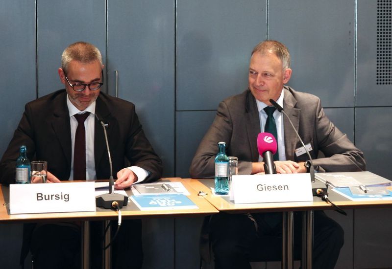 Hat gut lachen: Horst Giesen, Global Portfolio Director Healthcare & Medical Technologies der Messe Düsseldorf, freut sich über neue Rekordzahlen. (Schäfer / Devicemed)