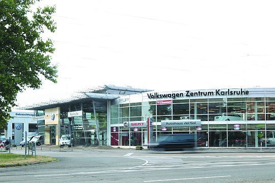 Das VW-Zentrum Karlsruhe liegt mitten in einem Wohnviertel. Kurze Wege sind garantiert. (Foto: VW-Zentrum Karlsruhe)