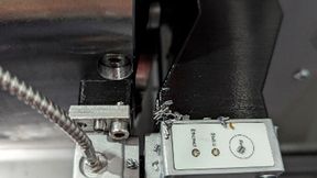 Kistlers TMS liefert hochauflösende Echtzeitmessungen auf rotierenden oder gerade bewegten Maschinenteilen. Die Datenübertragung gelingt problemlos ohne Kabel oder Batterien im 24/7-Betrieb, wie Kistler betont. (Bild: Kistler)