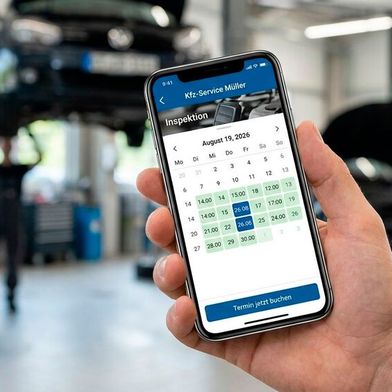 Laut der Studie hinkt das digitale Angebot der Werkstätten den Wünschen der Autofahrer hinterher. (Bild: KI-generiert)