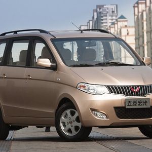 Chinas beliebtestes Auto des vergangenen Jahres ist erneut der Wuling Hongguang.