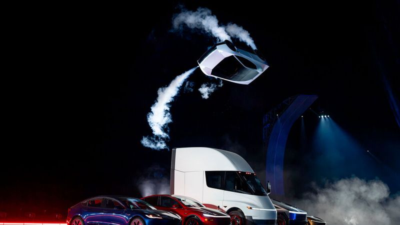 Bei der Vorführung des Rocket wurden spektakuläre Stunts gezeigt. (Bild: Tesla)