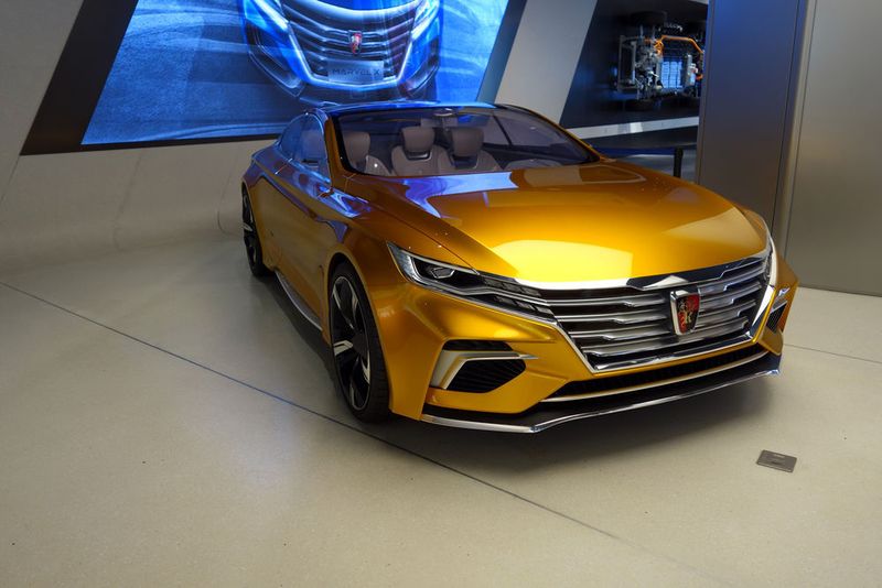 ... und die ausgestellten Modelle. (Wehner/»kfz-betrieb«)