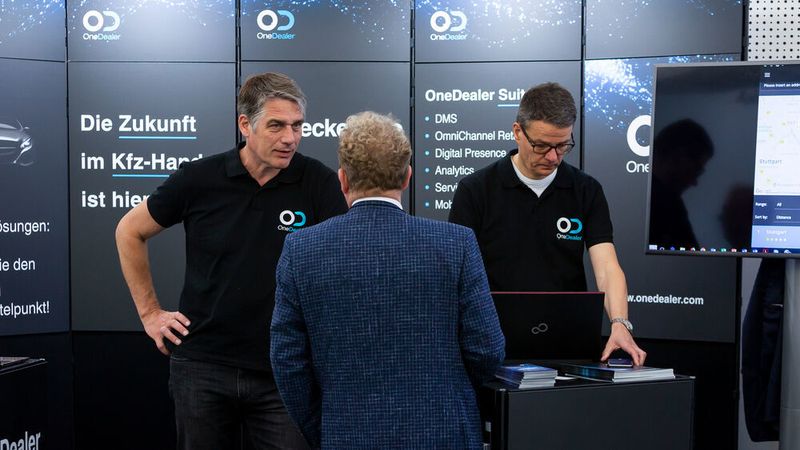 ... One Dealer International aus Koblenz, ... (Stefan Bausewein)