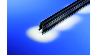 Bild 1: Gleitschiene für Automobile. Sie wurde mit hoher Maßgenauigkeit und Oberflächenqualität aus faserverstärktem Polyamid extrudiert. (Archiv: Vogel Business Media)