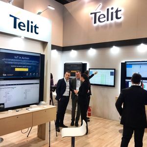  Telit  Am Stand von Telit Communications präsentierte man mit OneEdge eine Lösung, die dabei hilft, Daten vom IoT Edge in kurzer Zeit in die Cloud zu übermitteln, und dabei durch eine besonders intuitive Inbetriebnahme und Handhabung sowie FOTA (Firmware Update Over The Air)überzeugen soll.  Mehr Informationen unter  www.telit.com  (Bild:  Vogel Communications Group)