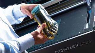 3D-Drucker Stratasys Objet Connex 500 mit gedrucktem Fuß. (Bild: Stratasys)