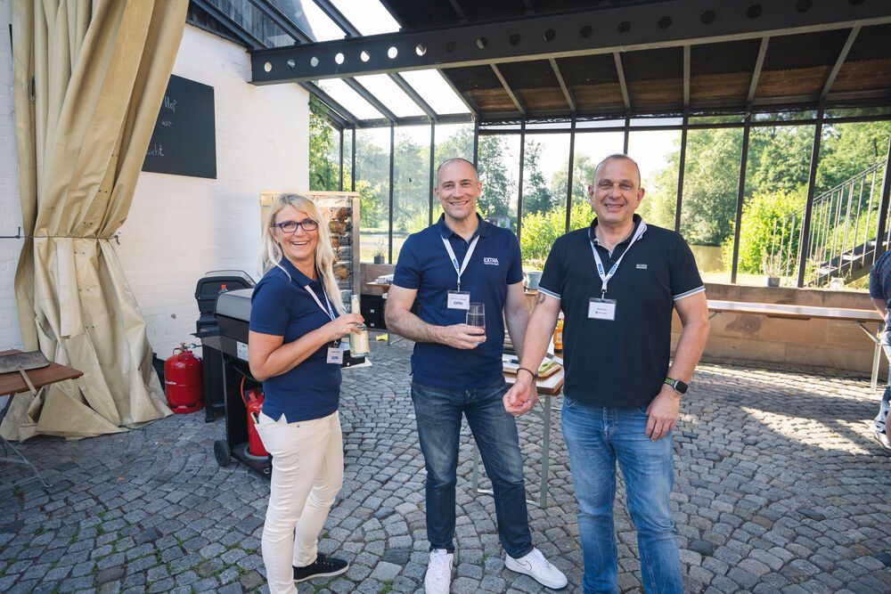 Extra Computer auf „Learn & Grill“-Tour || Bild 1 / 12