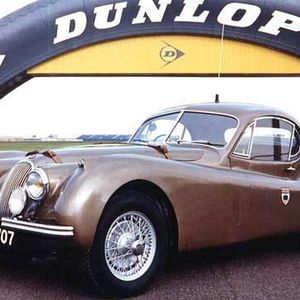 Der XK 120 von 1952 begründete den Nachkriegsruhm von Jaguar.