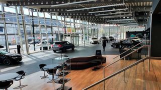 Die Mehrheit der Autohändler konnte ihre Umsatzziele im vergangenen Jahr nicht erreichen. (Schreiner/»kfz-betrieb«)