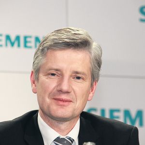 Ralf Christan, CEO des Siemens-Bereichs Low and Medium Voltage: "Mit Totally Integrated Power – kurz TIP – zeigen wir unser durchgängiges Portfolio für die Mittel- und Niederspannung."