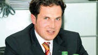 Der 38-jährige Peter 
Reisacher will sich auch künftig auf die Marken BMW und Mini konzentrieren. Fotos: ifi (Archiv: Vogel Business Media)