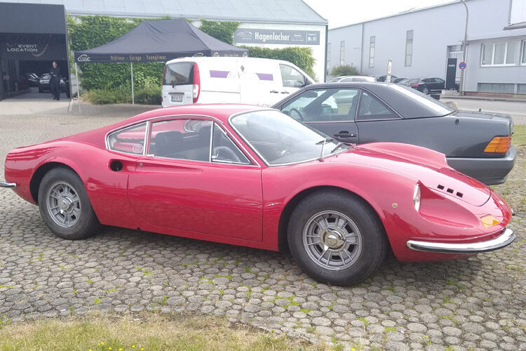 Die Karosserie des Ferrari Dino (1969 - 1974) entwarf Aldo Brovarone für Pininfarina. (Schreiner/»kfz-betrieb«)