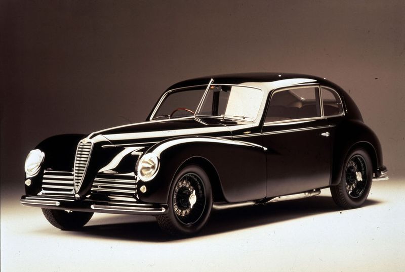 „Bella Macchina“ heißt die Sonderschau der Bremen Classic Motorshow bei der in Kooperation mit dem Museo Storico / Mailand 100 Jahre Alfa Romeo gefeiert werden. (Archiv: Vogel Business Media)