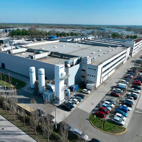 Messer has built a nitrogen production plant on the premises of the Harman Becker Automotive System Manufacturer in Székesfehérvár, Hungary. 