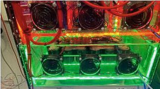 Demonstrator for a hybrid storage system of lithium-ion batteries and super capacitors up close.(Image: Fraunhofer IEE)