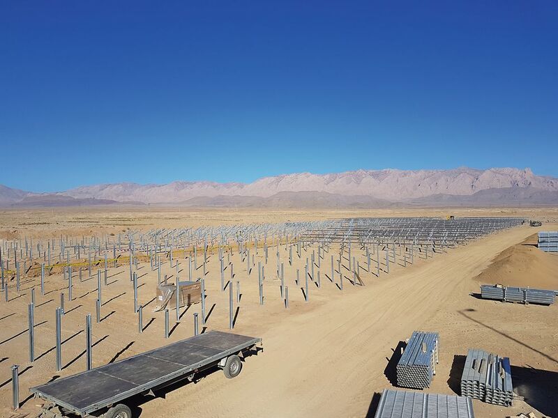 Die Baustelle für den Solarpark Saidabad von Abo Wind: Nach Fertigstellung sollen hier mehr als 4100 Solarmodule stehen. (Abo Wind)