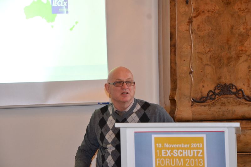 Referenten des Ex-Schutz Forums im Rahmen der Förderprozess-Foren 2013 in Würzburg


Referent: Klaus Marth, Produktmanager, Bartec
Thema: Exschutzgerechte Auslegung der Steuerungs- und Überwachungstechnik
Zitat: „Bei elektrischen Geräten braucht man ohne wenn und aber eine EG-Baumuster-Prüfung.“
 (Bild: PROCESS/Hüser)