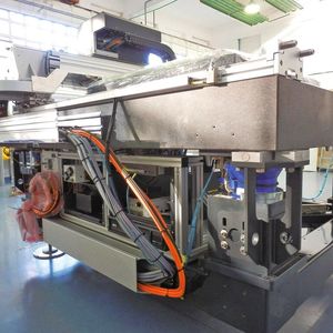 Die Glasmessmaschine von Semilab ist mit niederfrequenten Luftfederelementen vom Typ PAL aus der ACE-olator Serie ausgestattet.
