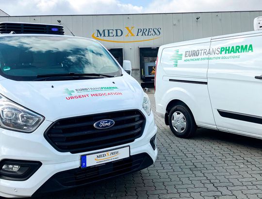 Med-X-Press führt aktiv temperaturgeführte Transporte für Paletten und Pakete durch. Jetzt hat man sein Angebot ausgeweitet.(Bild:  Med-X-Press)