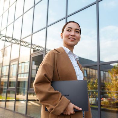 Asus hat auf der CES 2026 sein Commercial-Portfolio für 2026 vorgestellt. (Bild: Asus)