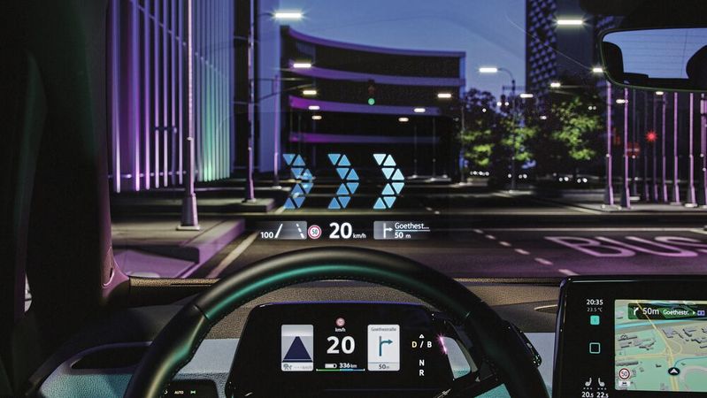 Das Head-up-Display des VW ID3 zählt zu den interessanten technischen Neuerungen des Volkswagen-Konzerns.(Bild:  Volkswagen)
