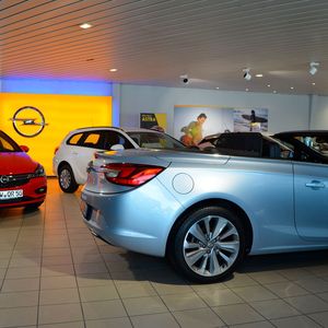 Der Absatz des Opel- und Hyundai-Händlers lag 2015 bei 474 Neu- und 453 Gebrauchtwagen.(Foto:  Rehberg / Redaktion »kfz-betrieb«)