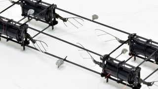 Der Achtflügler schwebt mit weichem Antrieb. (Havard SEAS)