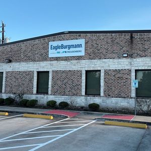 New signage at Eagle Burgmann’s Pasadena Service Center, which expands the company’s mechanical seal repair, service, and customer training capacity along the U.S. Gulf Coast. (Source: Eagle Burgmann)