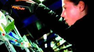 Retourenhandling: Das Erkennen eigener Stärken und Schwächen im Umgang mit zurückgegebenen, wiederverkaufbaren Artikeln per Benchmarking-Analyse kann Unternehmen Wettbewerbsvorteile verschaffen. Bild: Rudolph Logistik Gruppe (Archiv: Vogel Business Media)