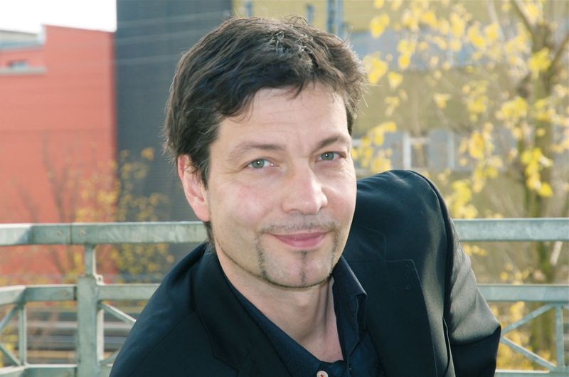 Lutz Steinhaus, Material Handling Director, Converteam: „Unsere Kunden kommen aus sehr unterschiedlichen Bereichen wie etwa aus dem Schiffsbau, der Energieerzeugung und Verteilung, dem Bergbau und speziell in Deutschland häufig aus der Industrie. Ihnen gemein ist, dass sie von uns leistungsstarke, zuverlässige, qualitativ hochwertige und anpassungsfähige Lösungen erwarten - die gleichen Anforderungen stellen wir deshalb auch an die von uns eingesetzten Komponenten.“ (Archiv: Vogel Business Media)