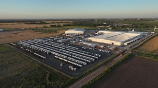 Daimler Truck hat ein Produktionswerk für Lkw und Busse in Argentinien eröffnet. (Bild: Daimler Truck)