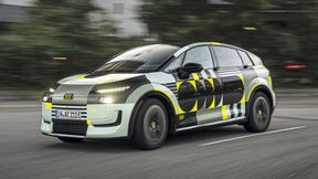 Audi zeigt den neuen A2 E-Tron nur noch leicht mit Folie getarnt. (Bild: Audi AG)
