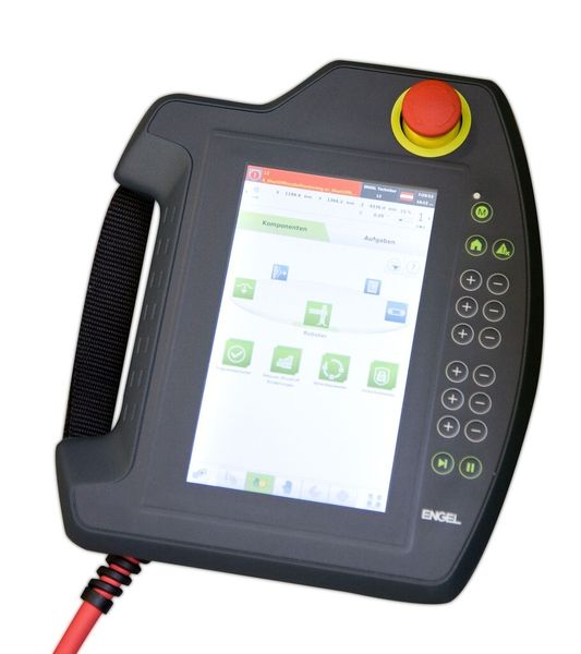 ...Das neue 7“-Touch-Handbediengerät C70 ist dabei eines der leichtesten am Markt. (Bild: Engel)