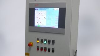 Die Anlage BF-24 dient zum Befüllen von Drucksensoren oder Membranen mit speziell konfektioniertem Öl. (Bild: VA-Tec)