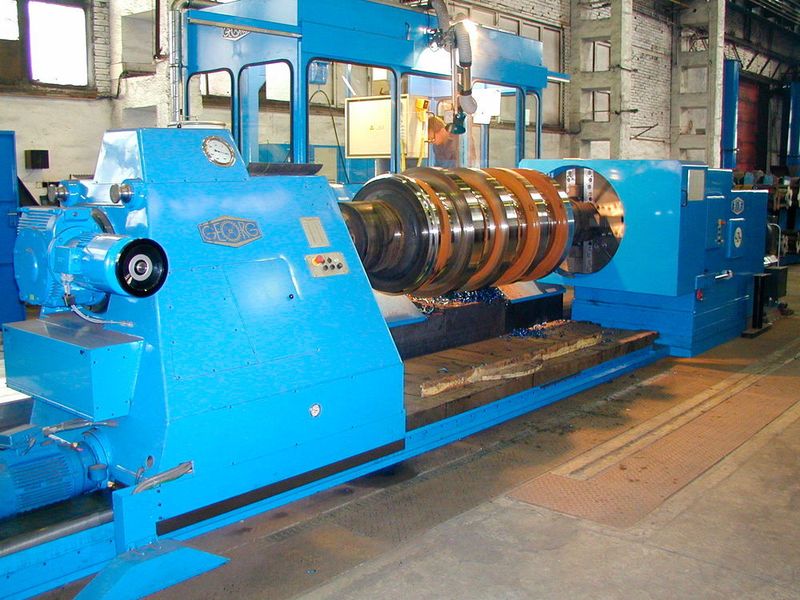 Bereits in Trinec im Einsatz: Eine Georg-Walzendrehmaschine vom Typ ultraturn 1500 R für Profilwalzen. (Bild: Heinrich Georg)