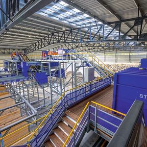 Stadler ist ein internationaler Marktführer von Sortier- und Aufbereitungsanlagen. Mit über 450 Mitarbeitern plant, fertigt und montiert man weltweit Sortieranlagen und Komponenten für die Entsorgungs- und Recyclingindustrie