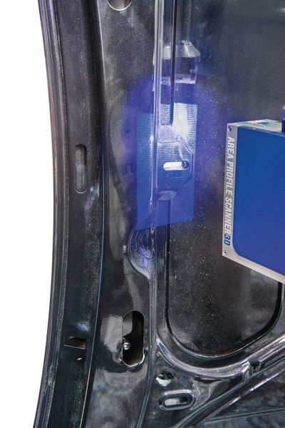 Der APS3D bleibt auch bei „on-the-fly“-Scans zuverlässig und eignet sich damit besonders für hochautomatisierte Fertigungs-straßen. (Fotostudio SX Heuser)