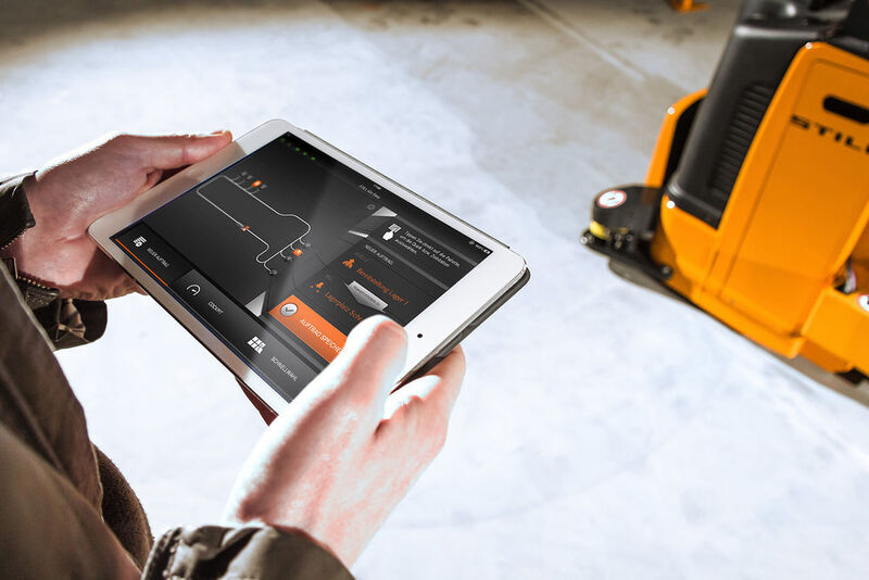 Die App Still iGoEasy ermöglicht als erste Applikation die Steuerung eines autonomen Lagertechnikgeräts mit einem iPad. (Still)