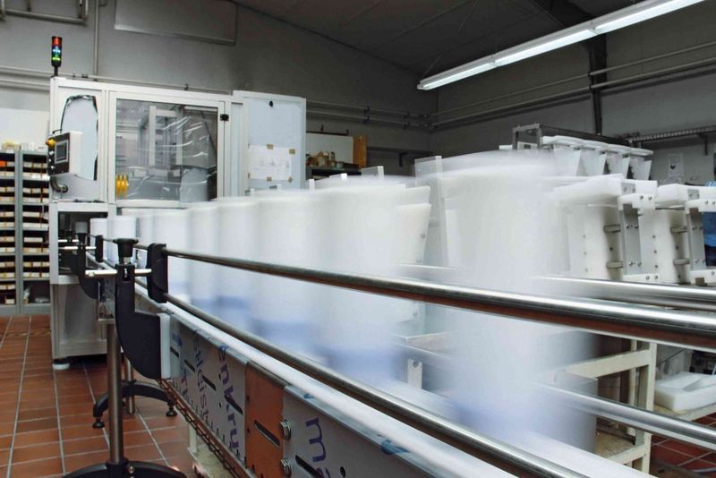 DMP stellt Abfüll- und Verpackungsmaschinen für die Kosmetik-, Lebensmittel- und Pharmaindustrie her. (Bild: Phoenix Contact)