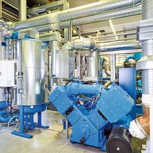 Die Kopplung ölfrei arbeitender Kolbenkompressoren führt zu einer Einsparung von rund 50.000 kWh/Jahr.