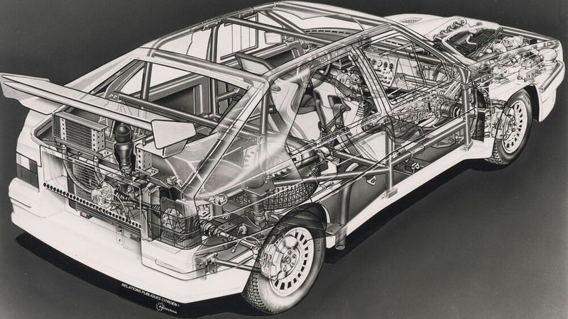 Mit dem BX stieg Citroën 1986 auch in den Gruppe-B-Rallyesport ein. Der speziell entwickelte Rallye-BX hieß „BX 4TC“ und hatte wenig Ähnlichkeit mit dem normalen BX. Er hatte einen sehr langen Vorderwagen, da der Motor (eine Version des Simca-Motors 180 von Chrysler Europe mit Turbolader) im Gegensatz zum normalen BX in Längsrichtung eingebaut war. Der Motor wurde auf 2.141,5 cm³ verkleinert (von 2.155 cm³), um nach Anwendung des FIA-Multiplikationsfaktors von 1,4 unter der Drei-Liter-Grenze zu bleiben. Die Rallye-Version des BX hatte außerdem eine hydropneumatische Federung und das Fünfgang-Schaltgetriebe des Citroën SM. Die Hinterachse stammte vom Peugeot 505 mit Hinterradantrieb und hatte eine Kardanwelle aus kohlenstofffaserverstärktem Kunststoff. Aufgrund des Gruppe-B-Reglements mussten auch 200 Straßenversionen zur Homologation des 4TC gebaut werden, mit einer 200 PS (147 kW) starken Version des N9TE-Motors. (Bild: Citroën / Slg. Immo Mikloweit)