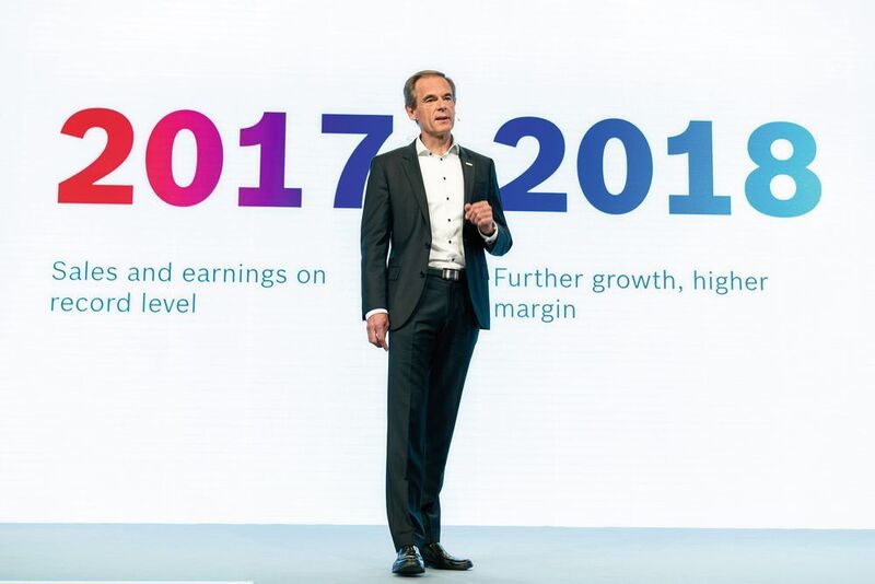 Bosch und sein CEO Dr. Volkmar Denner stehen erneut an der Spitze der Top-100-Zulieferer und stellvertretend für das weiterhin starke Wachstum der Branche.  (Wolfram Scheible)